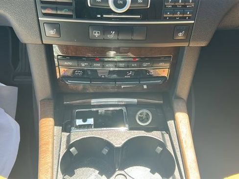Used 2011 Mercedes-Benz E 350 Sedan image 21