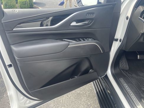 Certified 2023 Cadillac Escalade V w/ LPO, ONYX Package AWD/4WD image 23