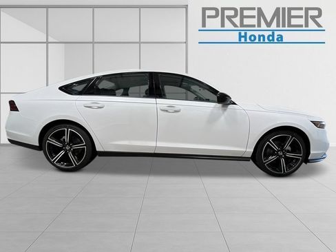 New 2026 Honda Accord SE image 7