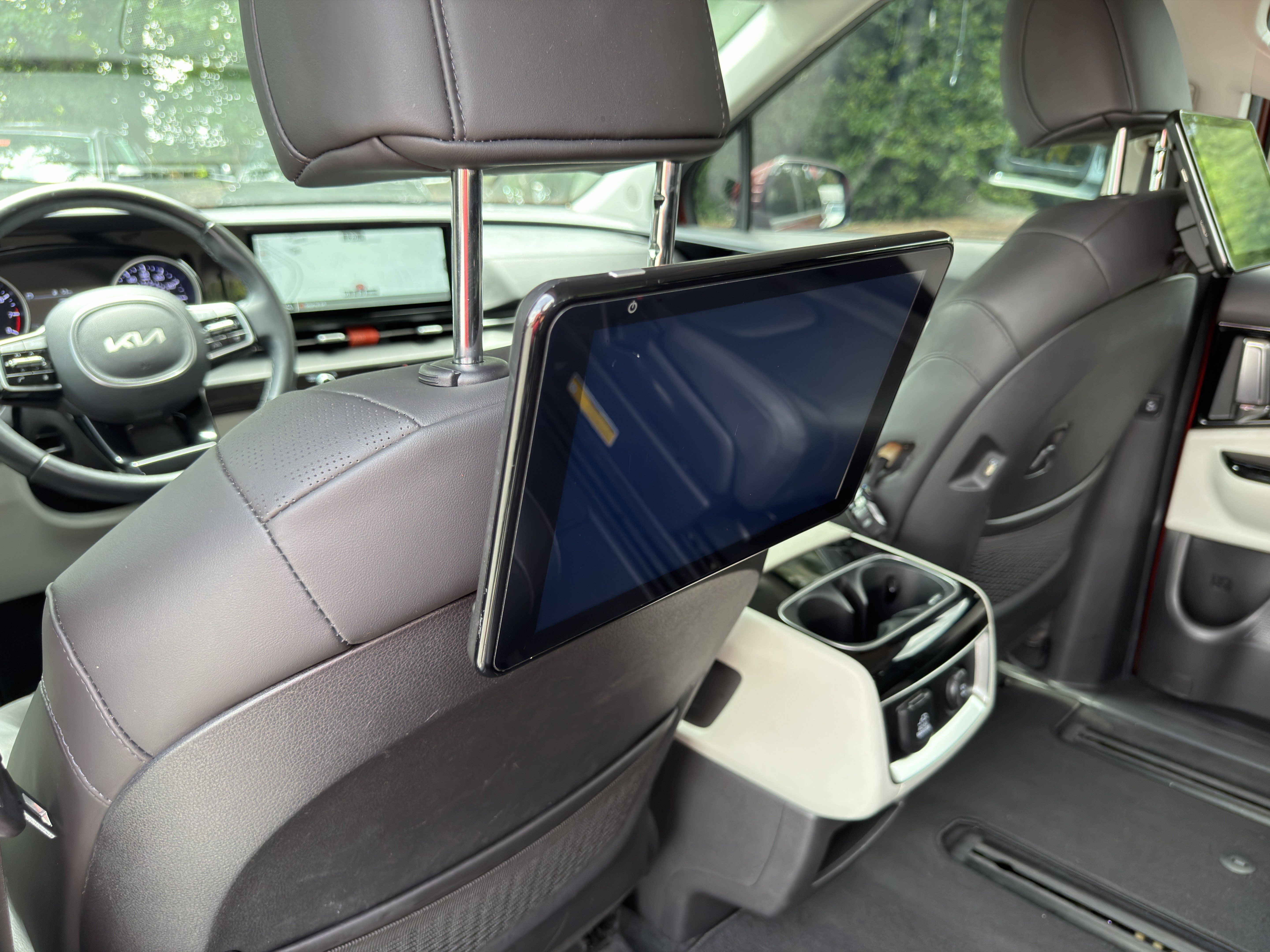 Used 2022 Kia Carnival SX FWD image 18