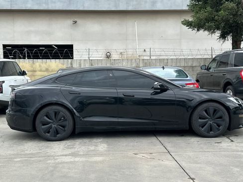 Used 2022 Tesla Model S Plaid AWD/4WD image 9