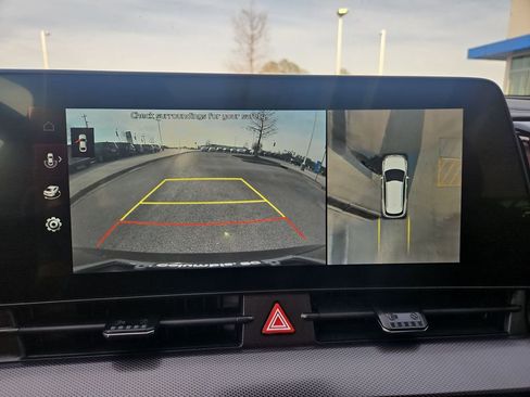 Used 2023 Kia Sportage SX image 26