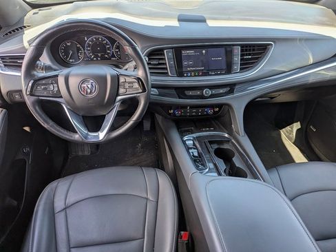Used 2024 Buick Enclave Premium image 30