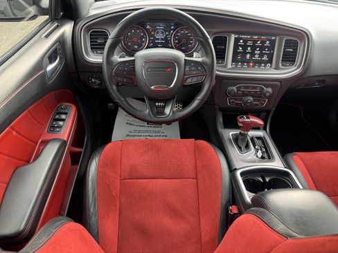 Used 2022 Dodge Charger Scat Pack w/ Plus Group image 17