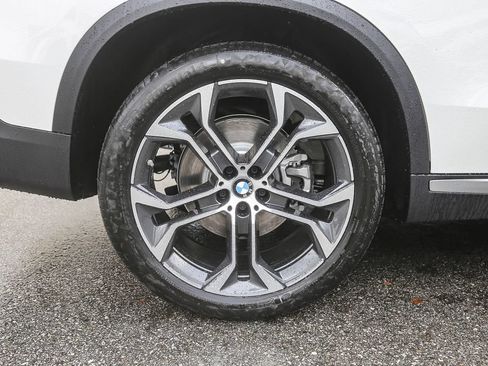 Used 2026 BMW X5 sDrive40i w/ Parking Assistance Package RWD image 8