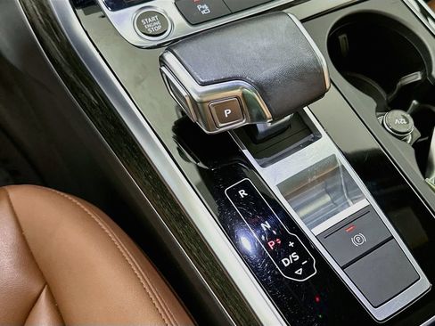 Used 2023 Audi Q7 2.0T Premium w/ Towing Package AWD/4WD image 22