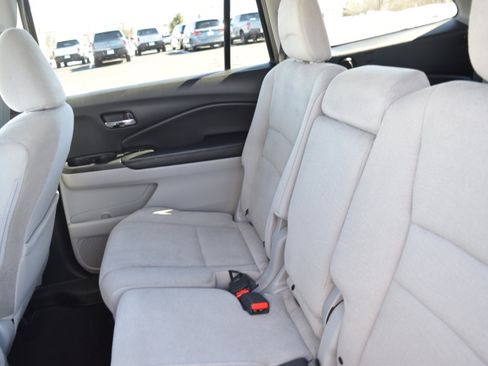 Certified 2017 Honda Pilot LX image 24