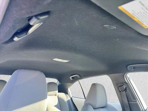 Certified 2024 Toyota Corolla SE image 22