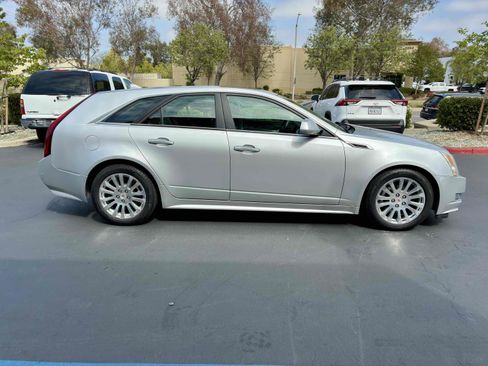 Used 2011 Cadillac CTS Performance RWD image 7