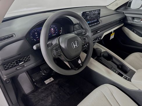 New 2025 Honda Accord SE image 8