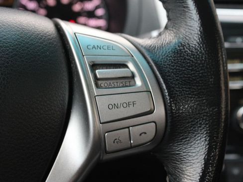 Used 2013 Nissan Altima 2.5 SV FWD image 14
