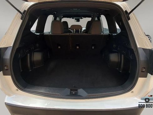 Used 2025 Subaru Forester AWD/4WD image 32
