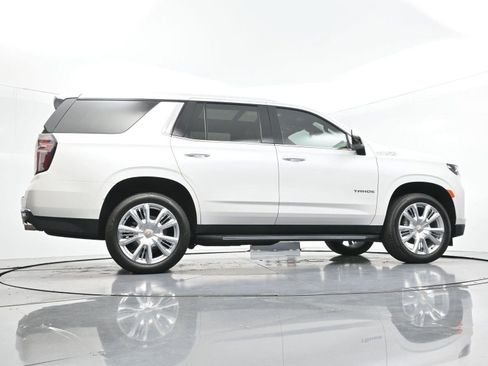 Used 2024 Chevrolet Tahoe High Country AWD/4WD image 53