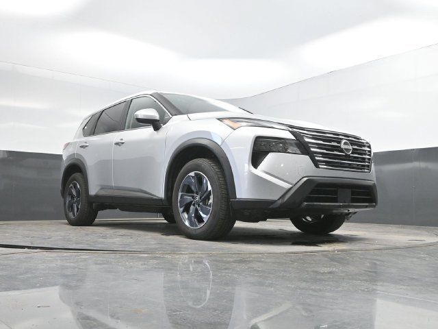 Used 2024 Nissan Rogue SV FWD image 47