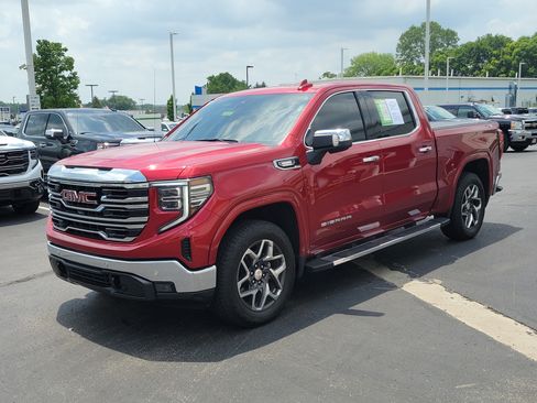 Used 2024 GMC Sierra 1500 SLT w/ SLT Premium Plus Package AWD/4WD image 2
