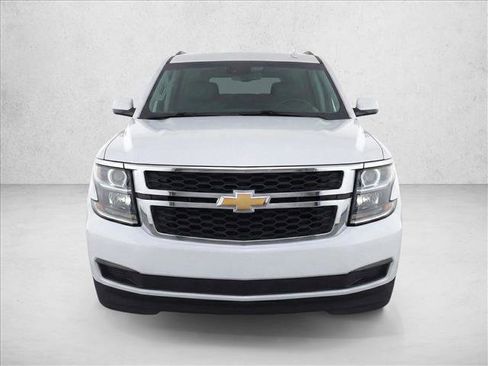 Used 2020 Chevrolet Suburban LT image 2