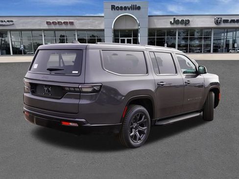 New 2026 Jeep Grand Wagoneer L Limited AWD/4WD image 3