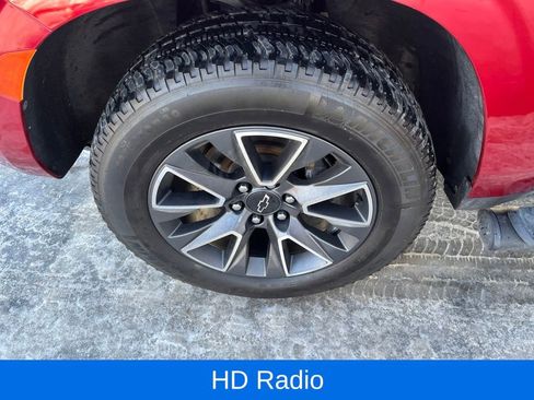 Used 2021 Chevrolet Tahoe Z71 w/ Z71 Signature Package image 25