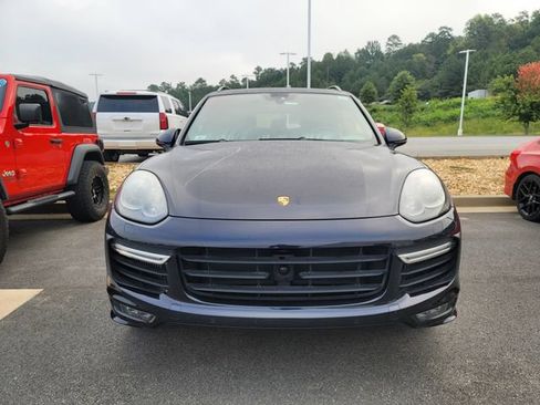 Used 2016 Porsche Cayenne GTS AWD/4WD image 3
