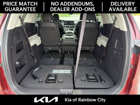 Used 2024 Kia Carnival LX FWD image 30