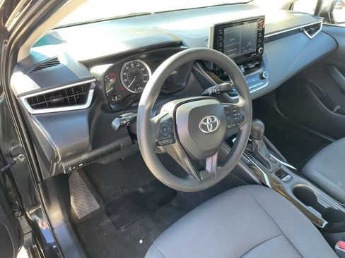 Used 2022 Toyota Corolla LE image 8