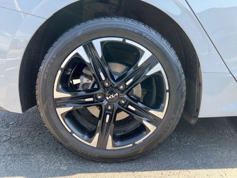 Used 2024 Kia K5 GT-Line w/ GT-Line Premium Package image 17