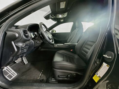 Used 2024 Lexus IS 350 F Sport w/ Memory Package RWD image 13