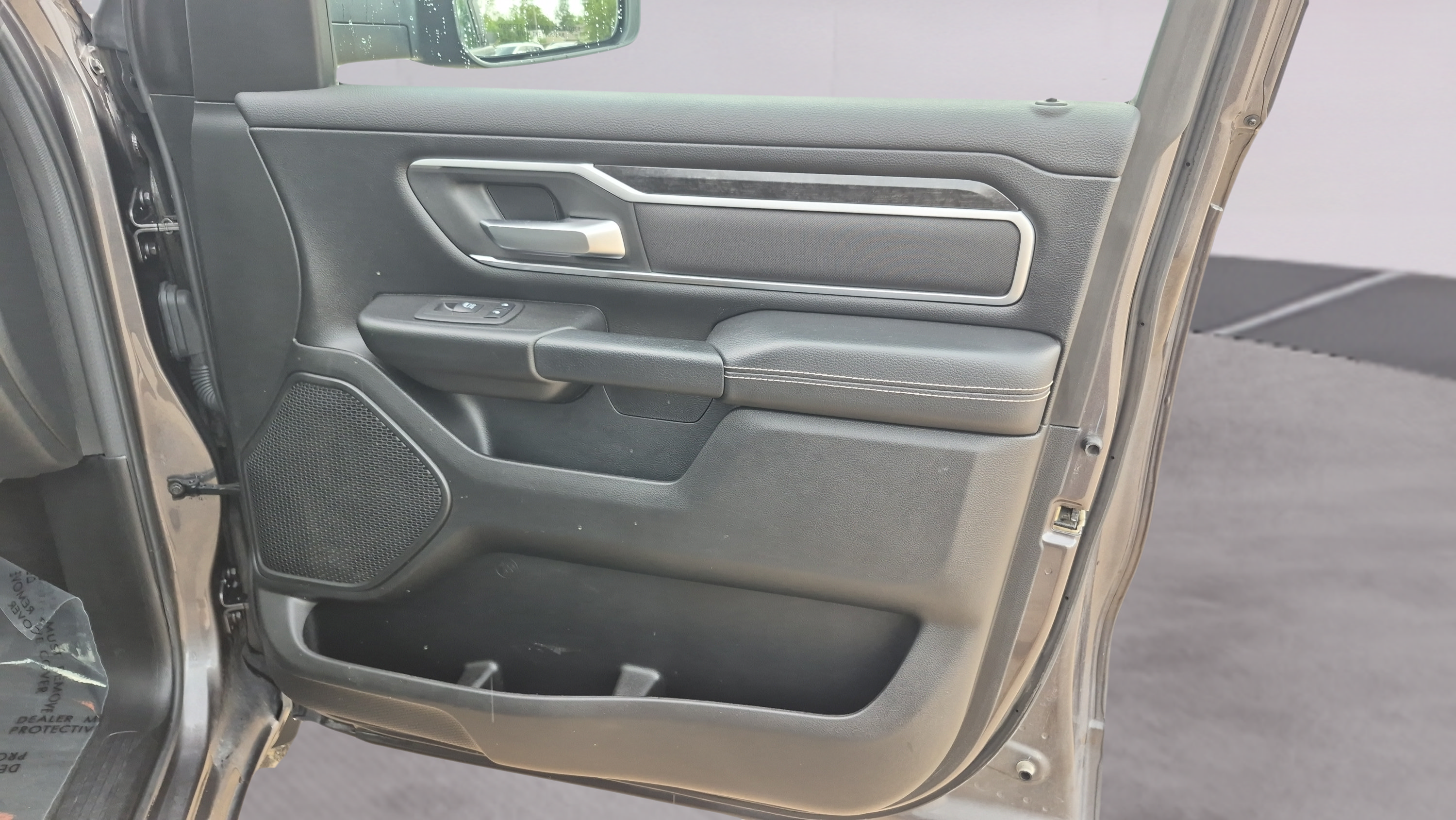 Used 2023 RAM 1500 Big Horn AWD/4WD image 18