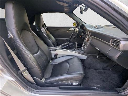 Used 2005 Porsche 911 Carrera image 18