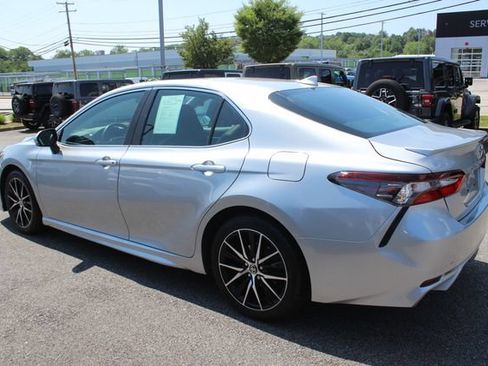 Used 2021 Toyota Camry SE AWD/4WD image 25