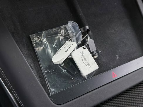 Used 2022 Tesla Model X Plaid image 31