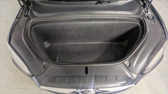 Used 2020 Tesla Model X Long Range AWD/4WD image 28