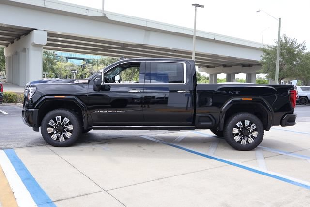 New 2026 GMC Sierra 2500 Denali w/ Denali Reserve Package AWD/4WD image 4