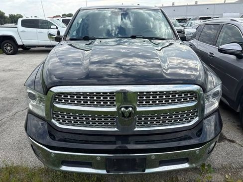 Used 2017 RAM 1500 Laramie w/ Convenience Group AWD/4WD image 9
