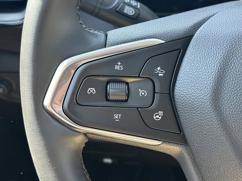 Certified 2024 Chevrolet TrailBlazer LT w/ LT Cold Weather Package AWD/4WD image 21