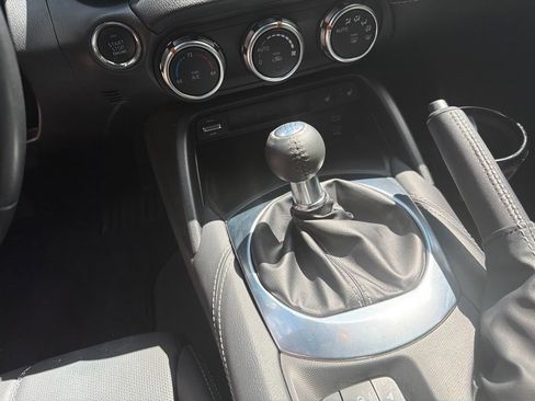 Used 2024 MAZDA MX-5 Miata RF Grand Touring w/ Appearance Package RWD image 14