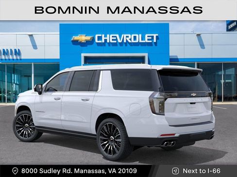 New 2026 Chevrolet Suburban High Country image 4