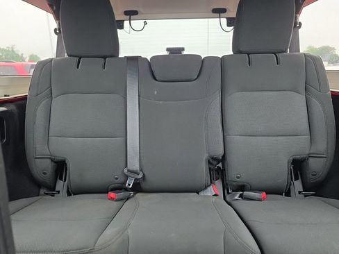 Used 2018 Jeep Wrangler Unlimited Sport AWD/4WD image 20