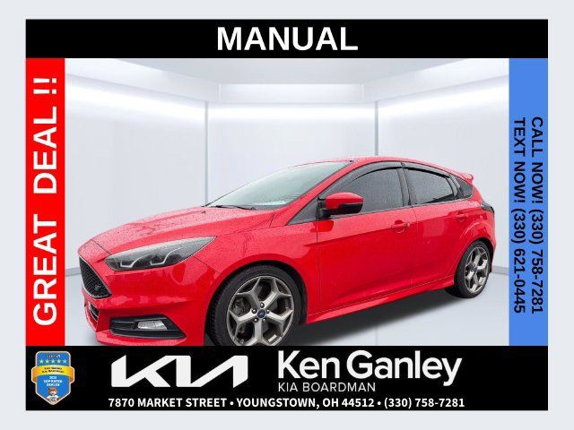 Used 2017 Ford Focus ST FWD 360° Tour