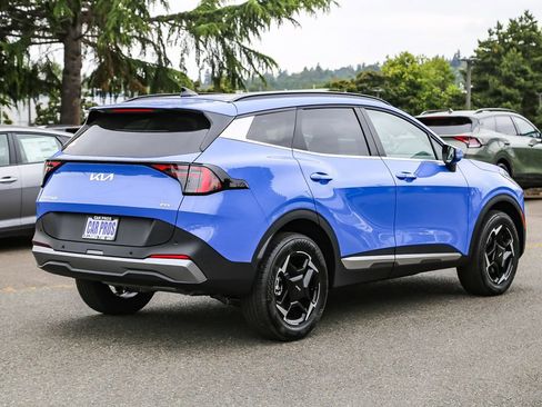 Certified 2026 Kia Sportage EX w/ EX Panorama Roof Package AWD/4WD image 9