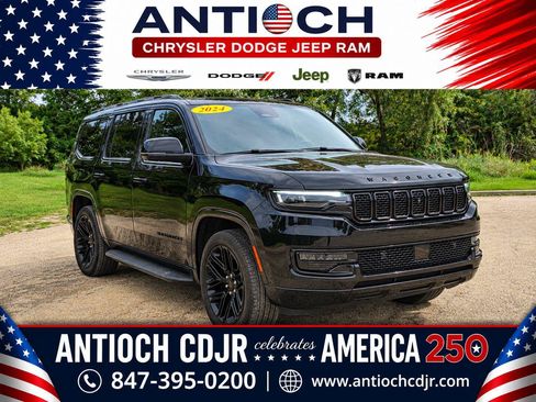 Used 2024 Jeep Wagoneer Series II w/ Convenience Group I AWD/4WD image 1
