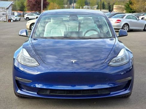 Used 2023 Tesla Model 3 Long Range AWD/4WD image 3