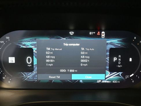 Used 2026 Volvo XC40 B5 Plus AWD/4WD image 14