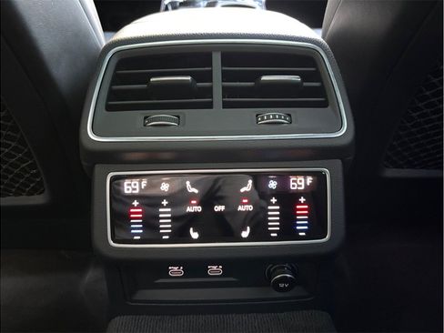 Used 2021 Audi S7 Prestige w/ Prestige Package AWD/4WD image 43