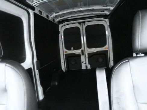 New 2026 Ford Transit 250 148 Medium Roof Extended AWD w/ Load Area Protection Package image 29