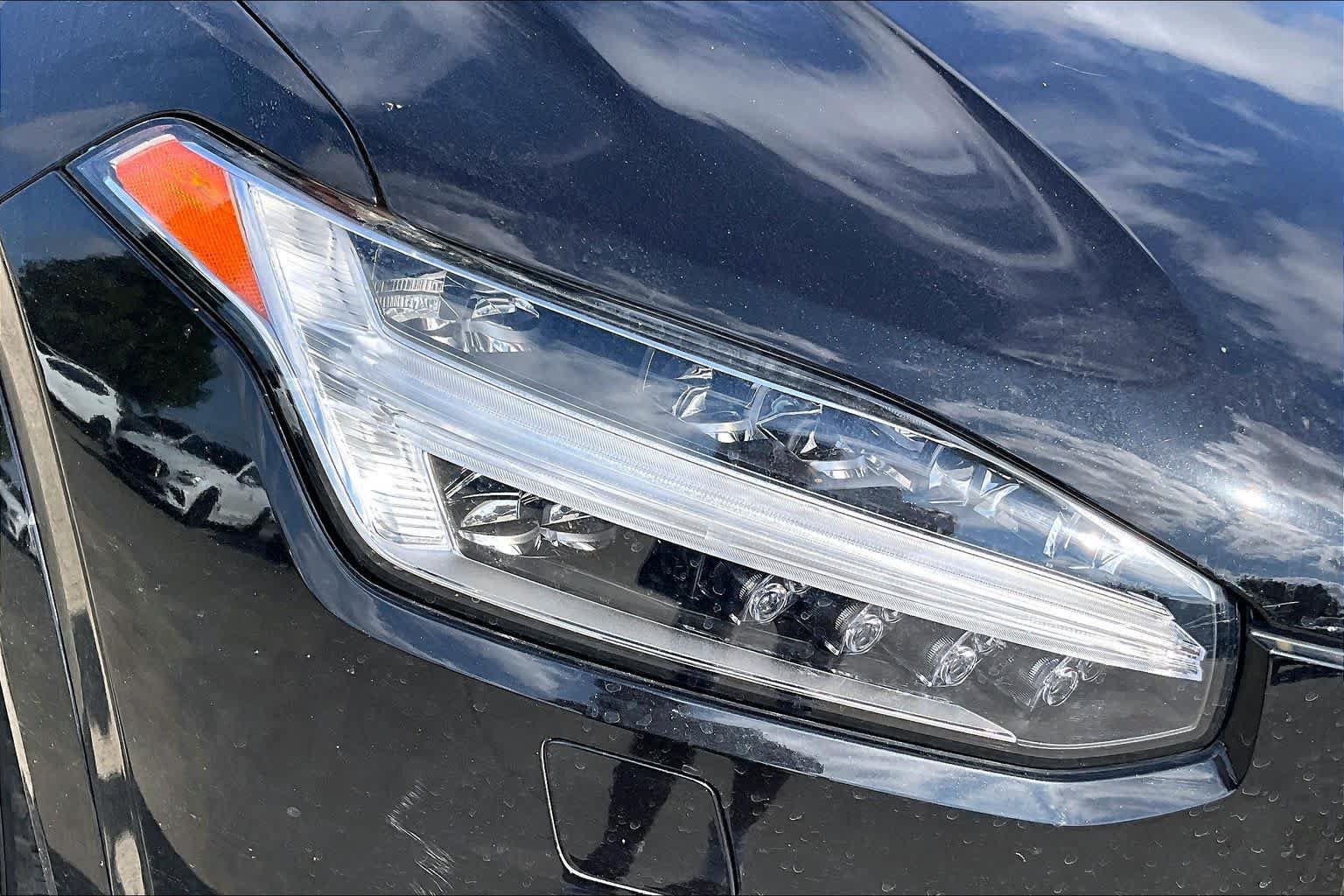 Used 2019 Volvo XC90 T6 Momentum w/ Advanced Package AWD/4WD image 26