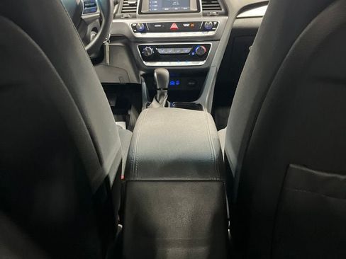 Used 2018 Hyundai Sonata SE FWD image 33