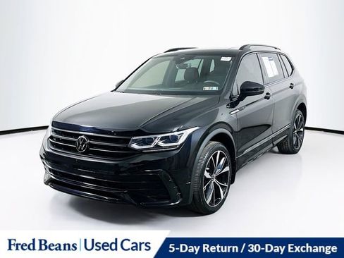 Used 2022 Volkswagen Tiguan SEL R-Line image 3