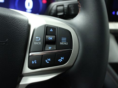 New 2026 Ford Explorer Active image 22