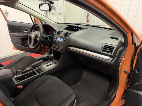 Used 2014 Subaru Crosstrek 2.0i Premium w/ Moonroof Package AWD/4WD image 45